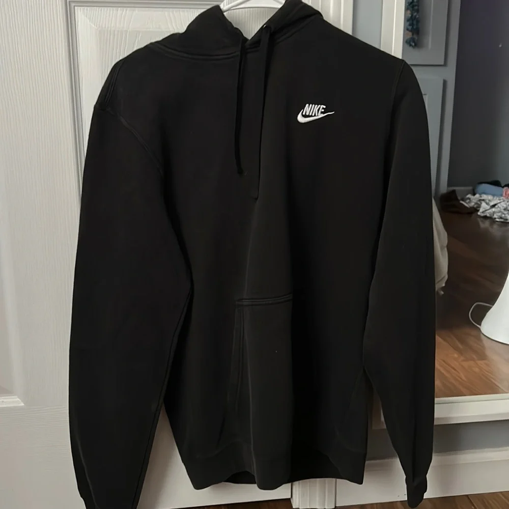 Nike Hoodie - Picture 1 of 5